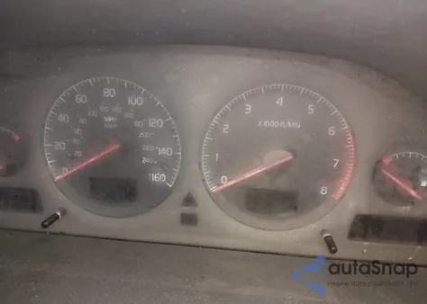 2002 Volvo S60 2.4 from USA, damaged, VIN YV1RS61R122112244